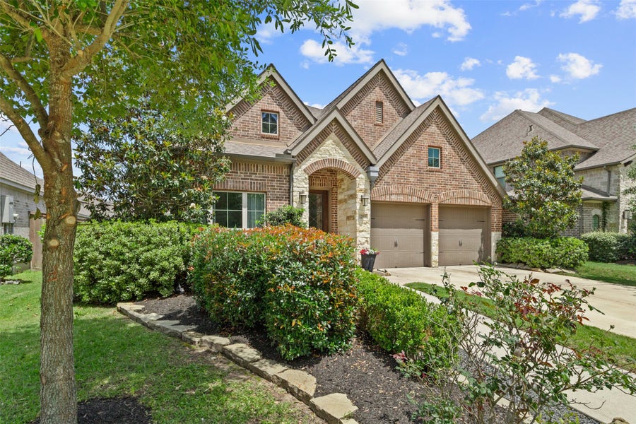 Property photo for 12911 Fernbank Forest Drive, Humble, TX