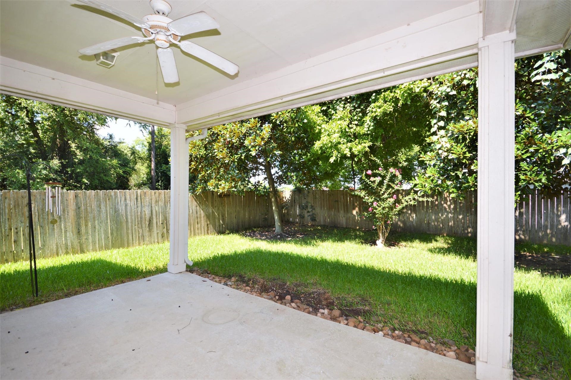 2538 S Park Avenue, Pearland, TX 77581 2538 S Park Avenue, Pearland, TX 77581