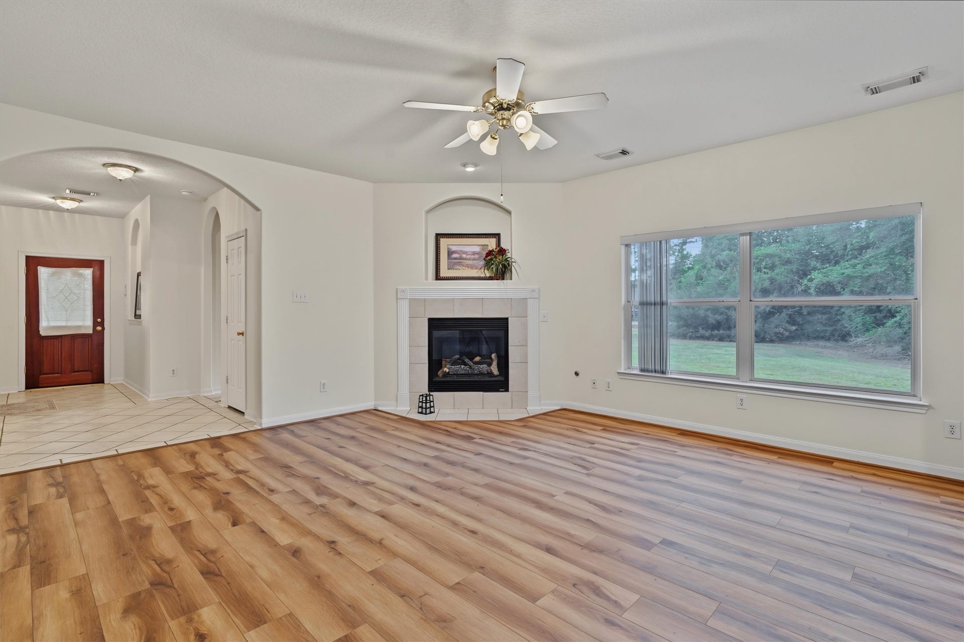 2538 S Park Avenue, Pearland, TX 77581 2538 S Park Avenue, Pearland, TX 77581