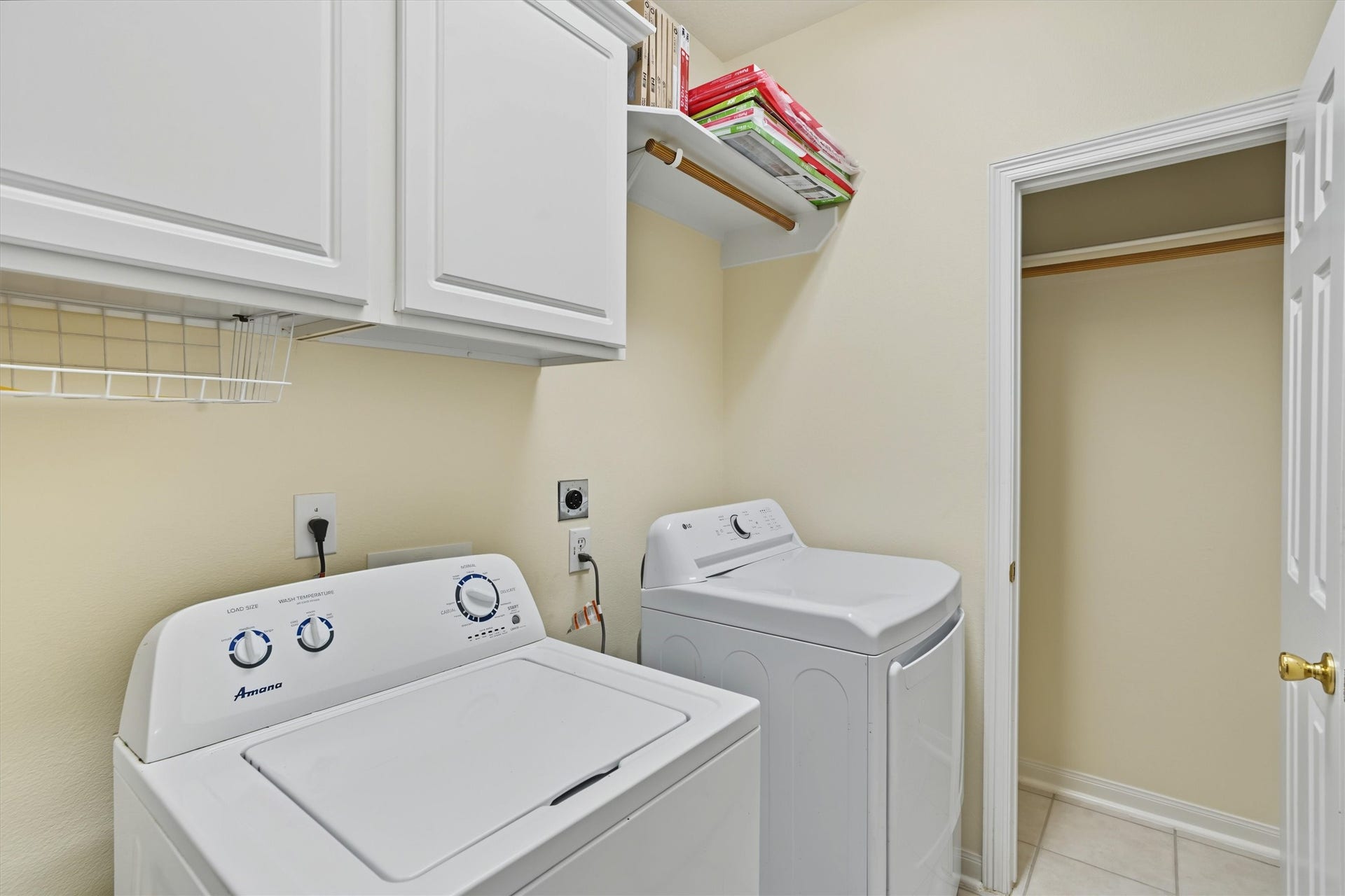 2538 S Park Avenue, Pearland, TX 77581 2538 S Park Avenue, Pearland, TX 77581
