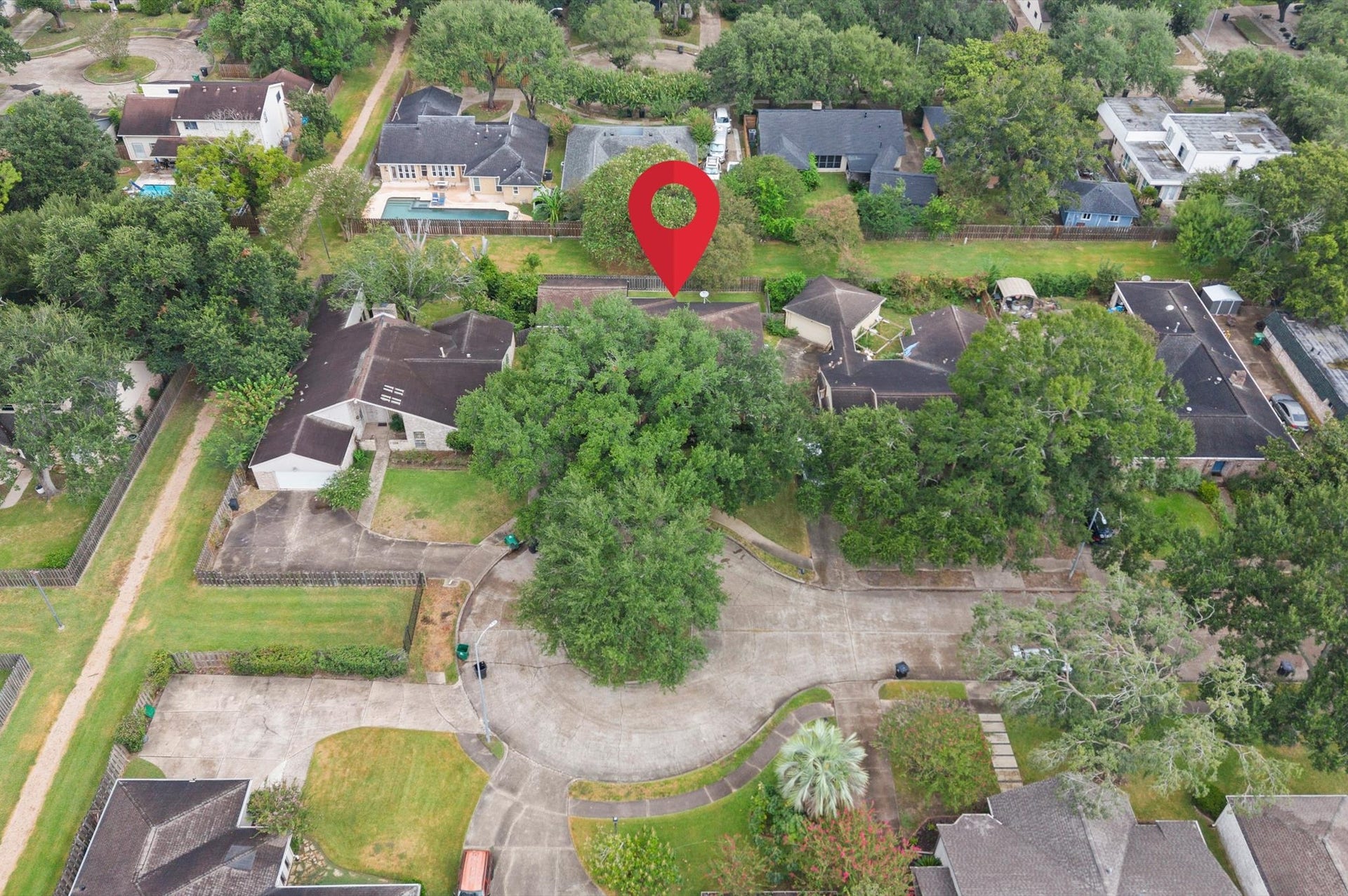 6114 Rollingbrook Drive, Houston, TX 77096 Wonderful location for anyone who appreciates the less traveled road.