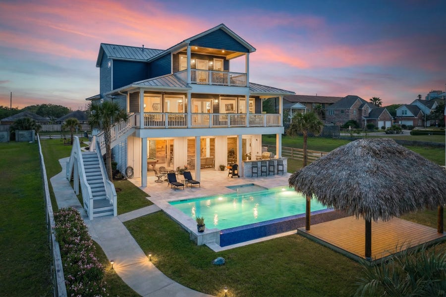 Property photo for 7220 Avenue N 1/2, Galveston, TX