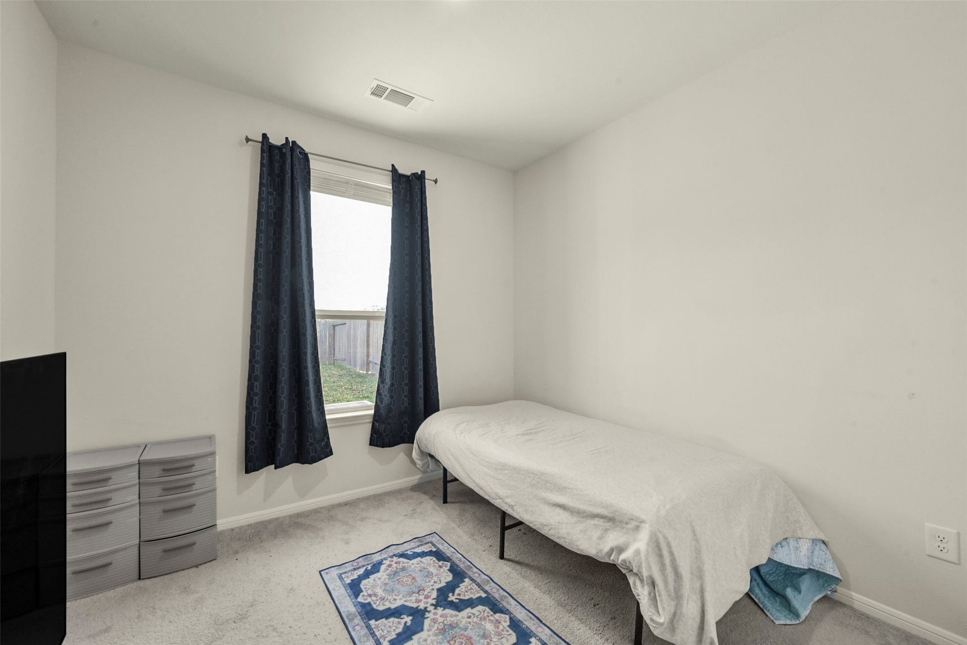 Guest bedroom down stairs.