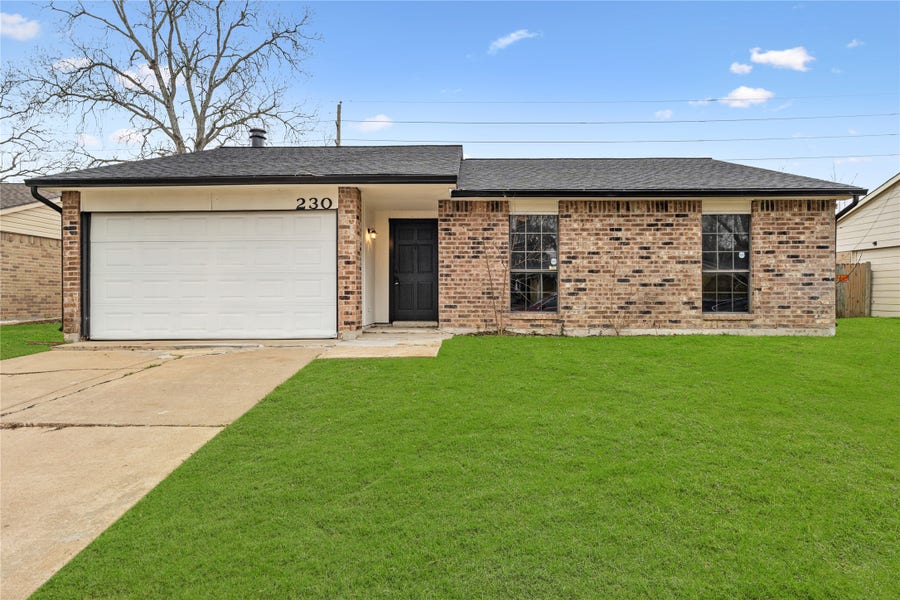 Property photo for 230 Tara Plantation Dr, Richmond, TX