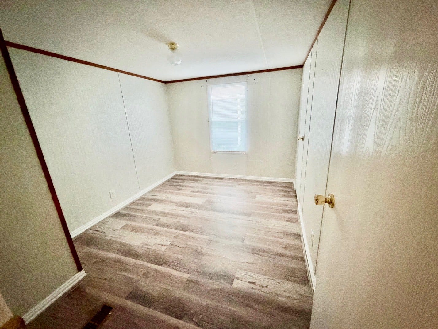 5725 Magnolia Street, Houston, TX 77050 5725 Magnolia Street, Houston, TX 77050