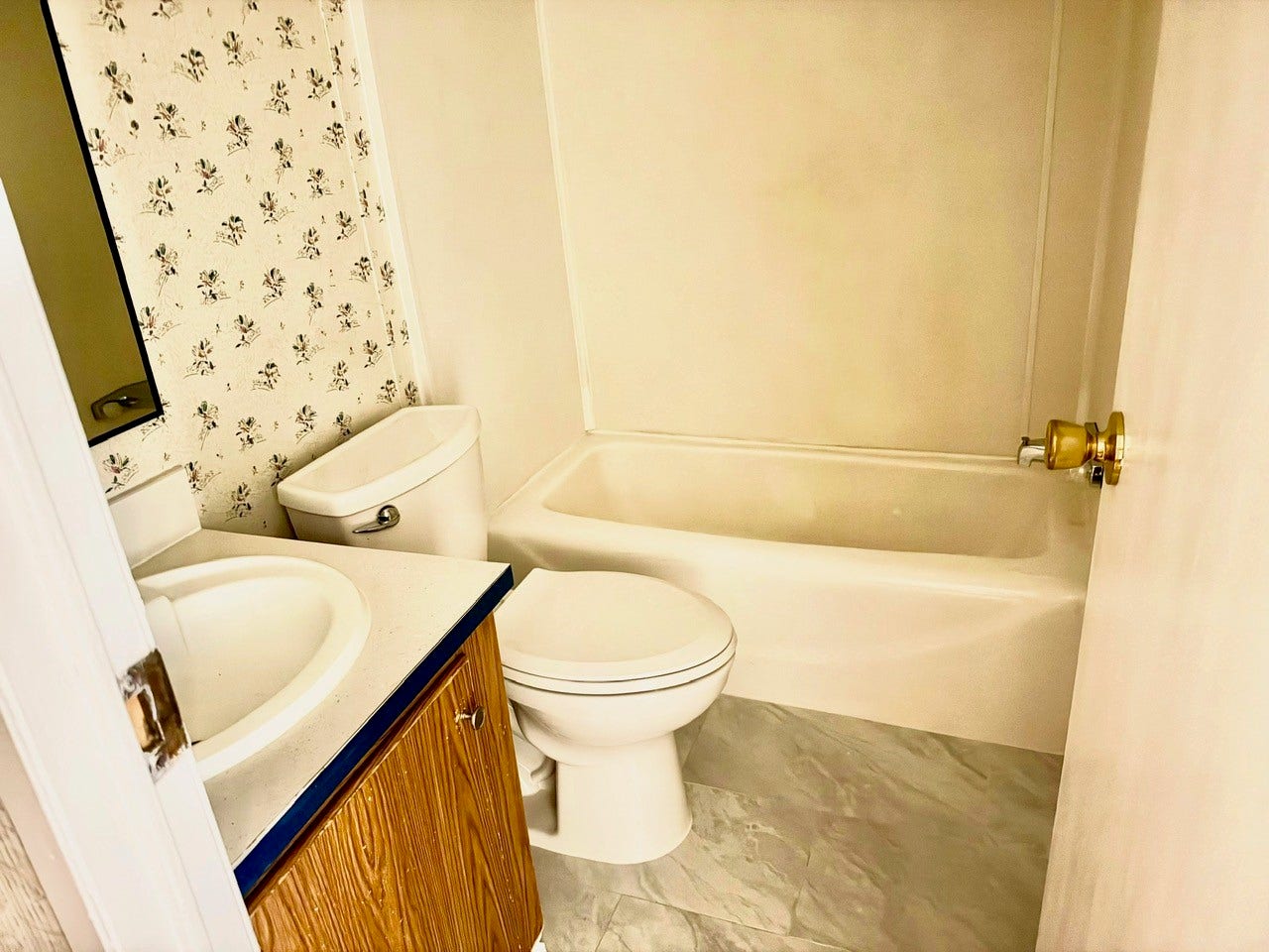 5725 Magnolia Street, Houston, TX 77050 5725 Magnolia Street, Houston, TX 77050