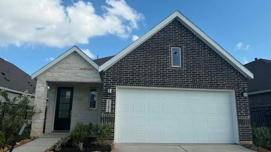 Property photo for 27451 SUNTERRA VILLAGE DR, Katy, TX