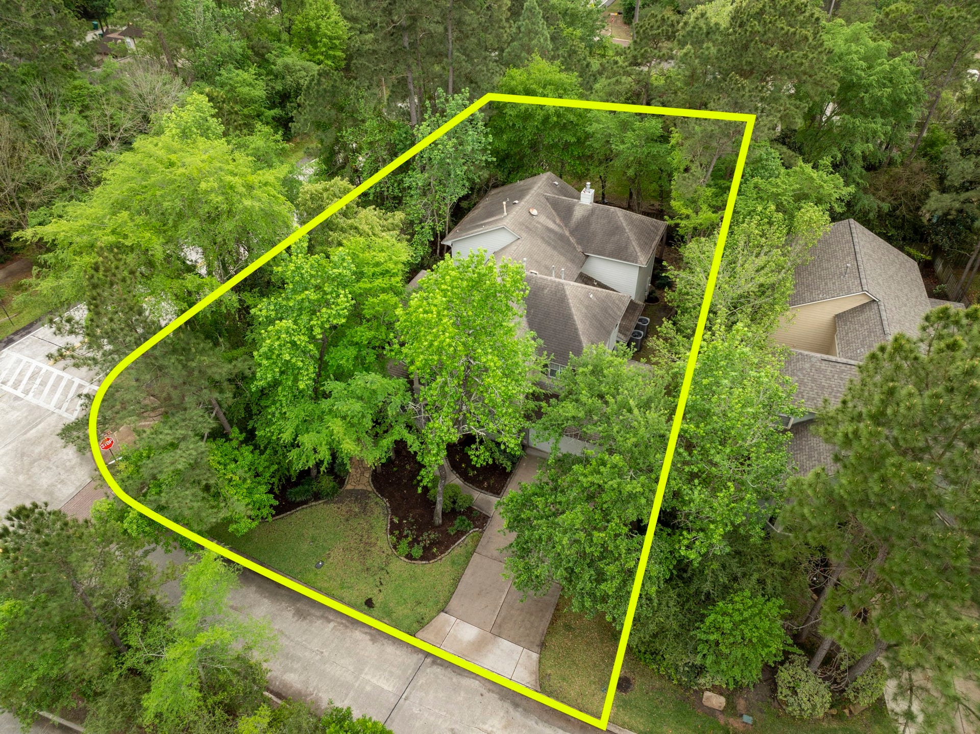 3 S Altwood Circle, The Woodlands, TX 77382 3 S Altwood Circle, The Woodlands, TX 77382