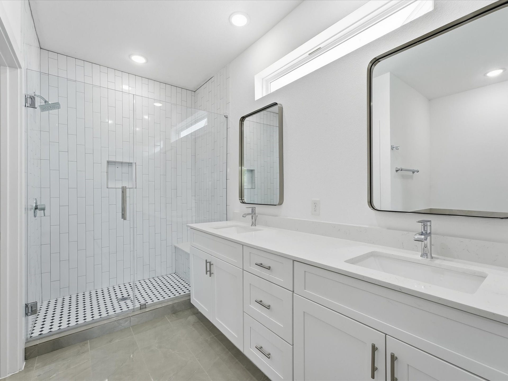 7455 LaSalette St, Houston, TX 77021 7455 LaSalette St, Houston, TX 77021