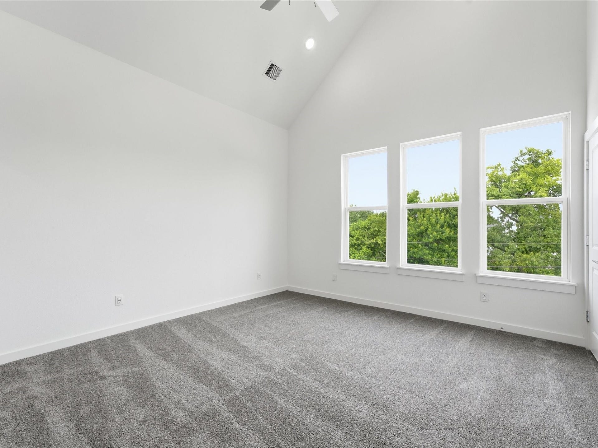 7455 LaSalette St, Houston, TX 77021 7455 LaSalette St, Houston, TX 77021