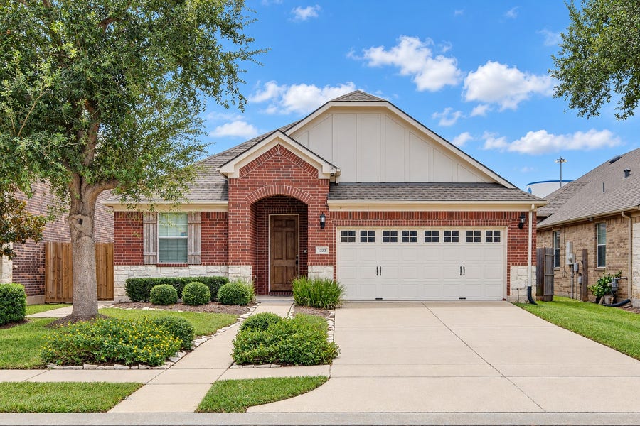 Property photo for 1323 Ralston Branch Way, Sugar Land, TX
