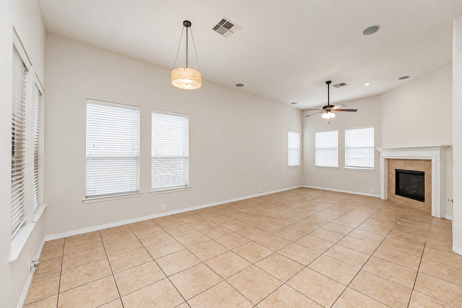 1323 Ralston Branch Way, Sugar Land, TX 77479 1323 Ralston Branch Way, Sugar Land, TX 77479