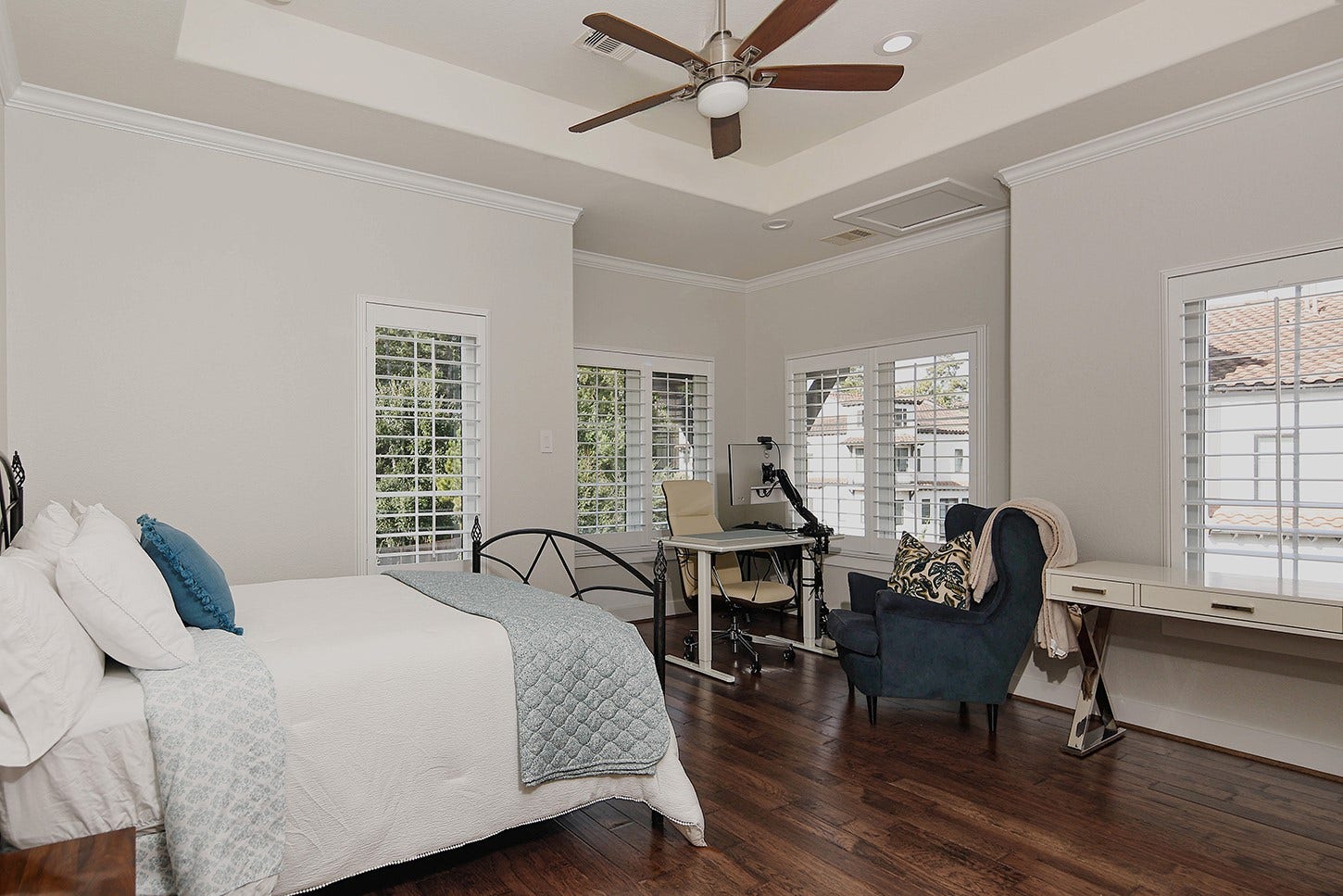 30 Secluded Trail, The Woodlands, TX 77380