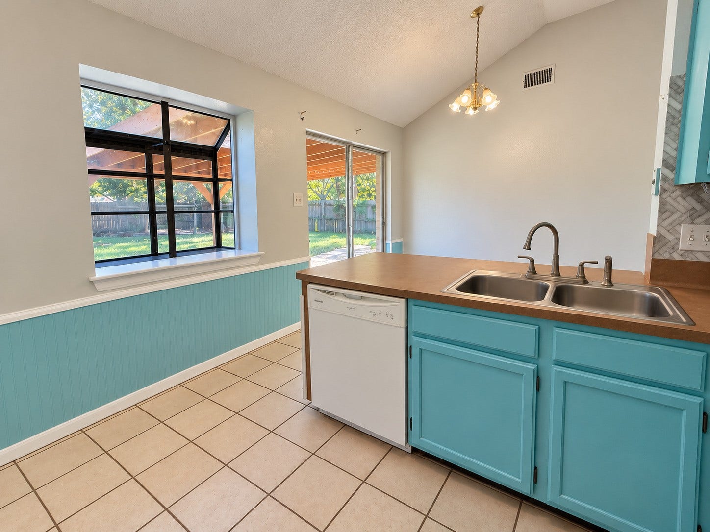 3804 Briar Hollow Drive, Dickinson, TX 77539 3804 Briar Hollow Drive, Dickinson, TX 77539