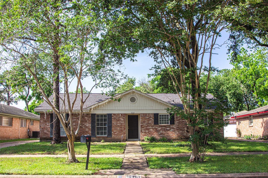 Property photo for 9710 Springmont, Houston, TX