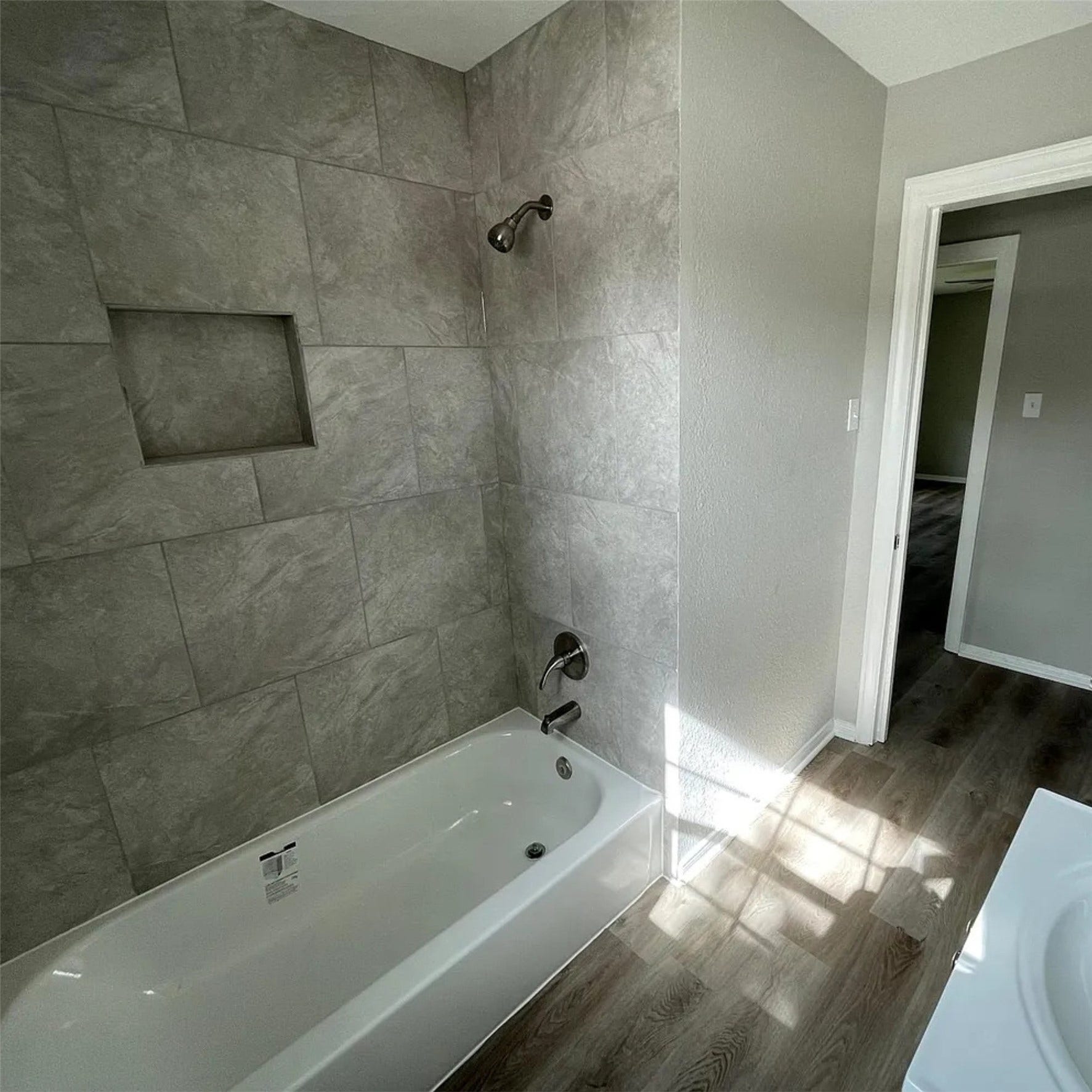 7617 Jutland Road, Houston, TX 77033 7617 Jutland Road, Houston, TX 77033