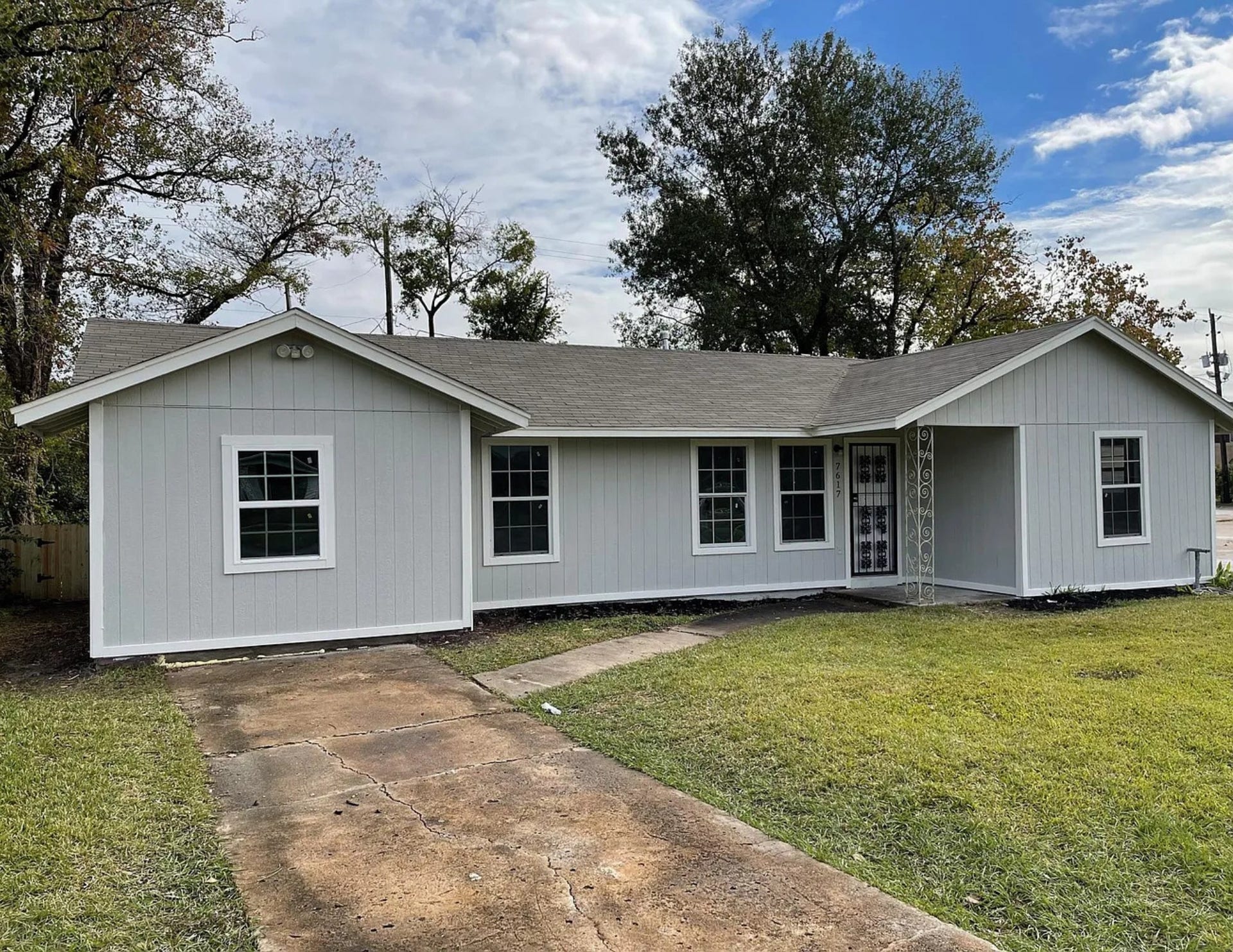 7617 Jutland Road, Houston, TX 77033 7617 Jutland Road, Houston, TX 77033