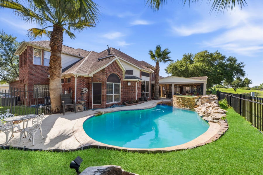 Property photo for 11823 Canyon Mills Drive, Houston, TX