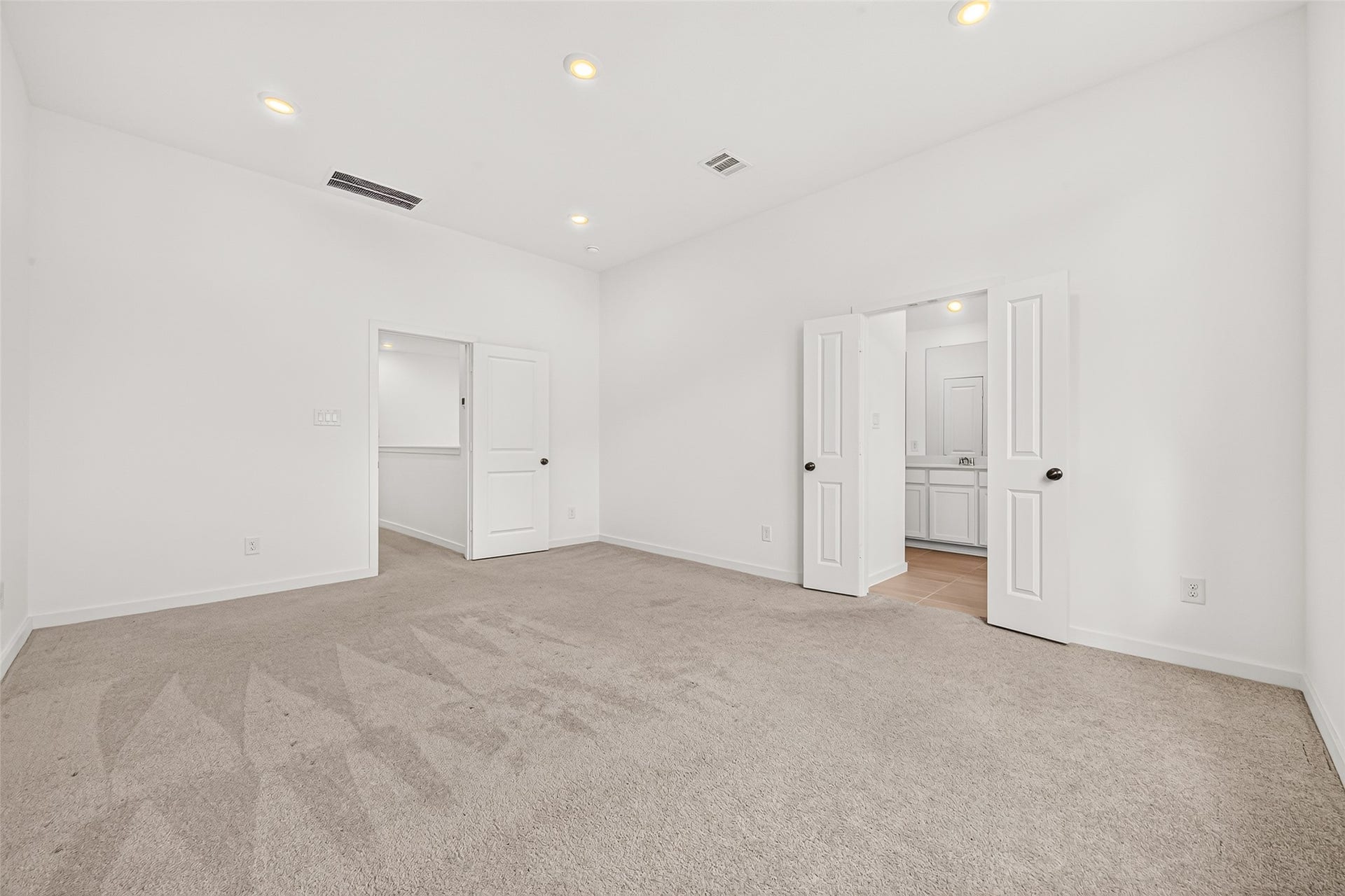 2212 Via Vicky Road, Houston, TX 77051 2212 Via Vicky Road, Houston, TX 77051