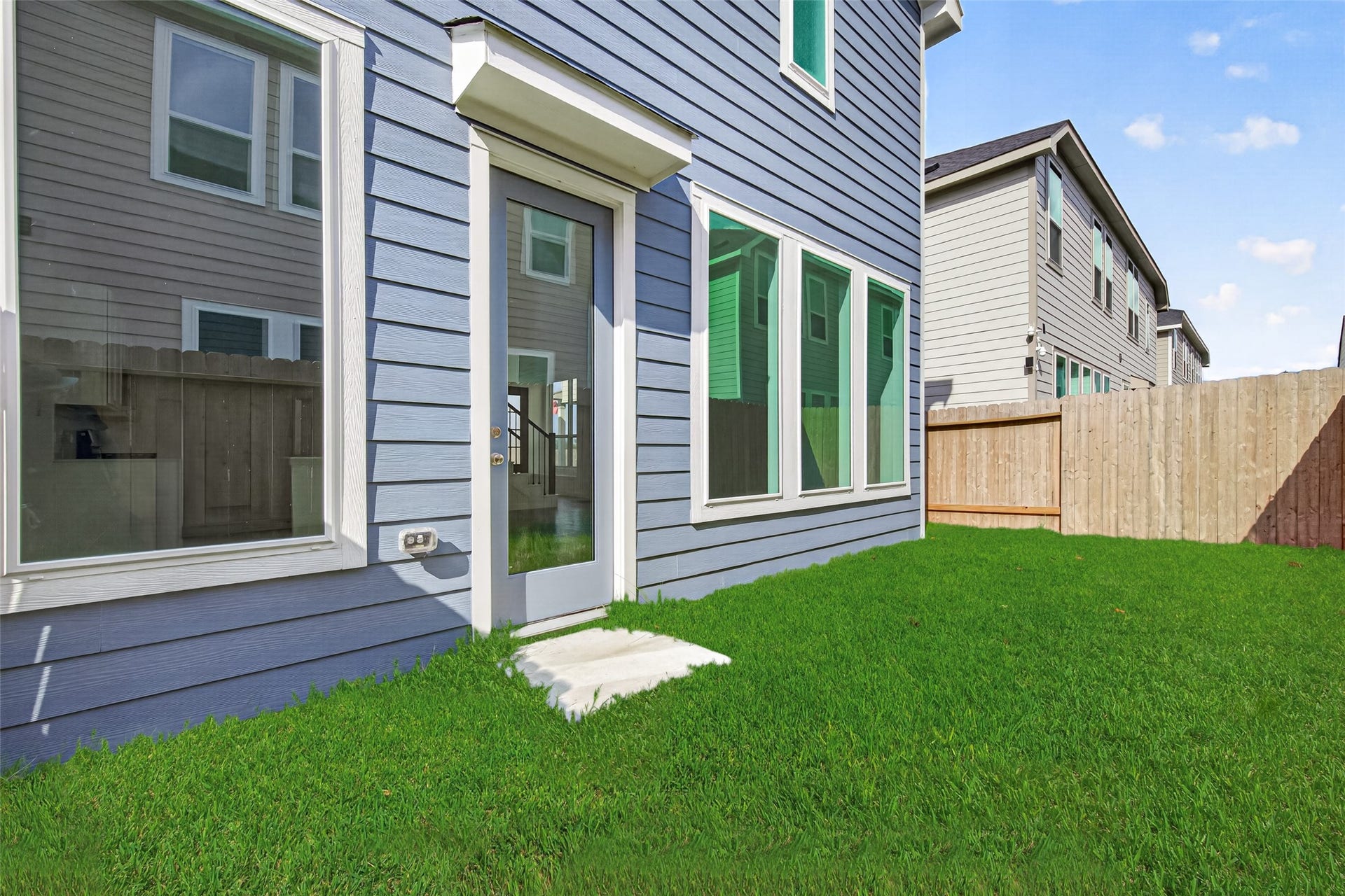 2212 Via Vicky Road, Houston, TX 77051 2212 Via Vicky Road, Houston, TX 77051