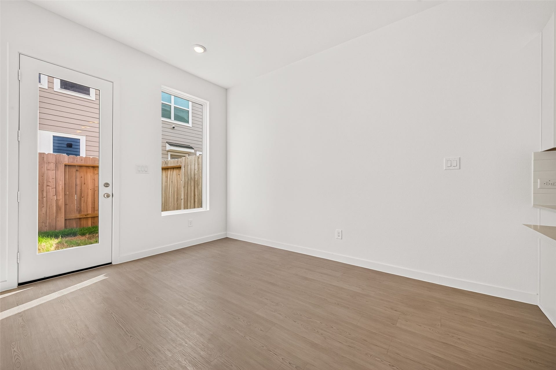 2212 Via Vicky Road, Houston, TX 77051 2212 Via Vicky Road, Houston, TX 77051