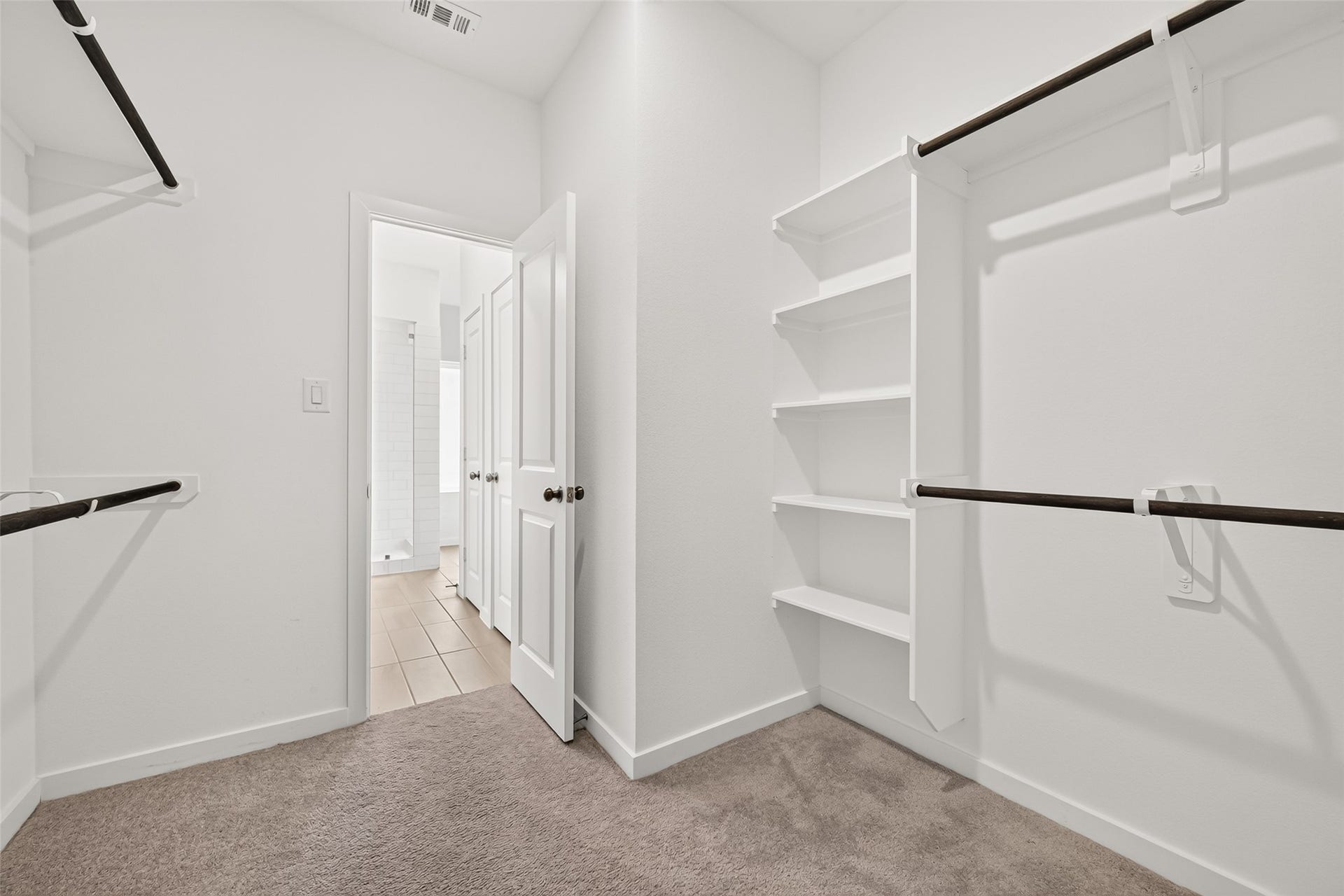 2212 Via Vicky Road, Houston, TX 77051 2212 Via Vicky Road, Houston, TX 77051