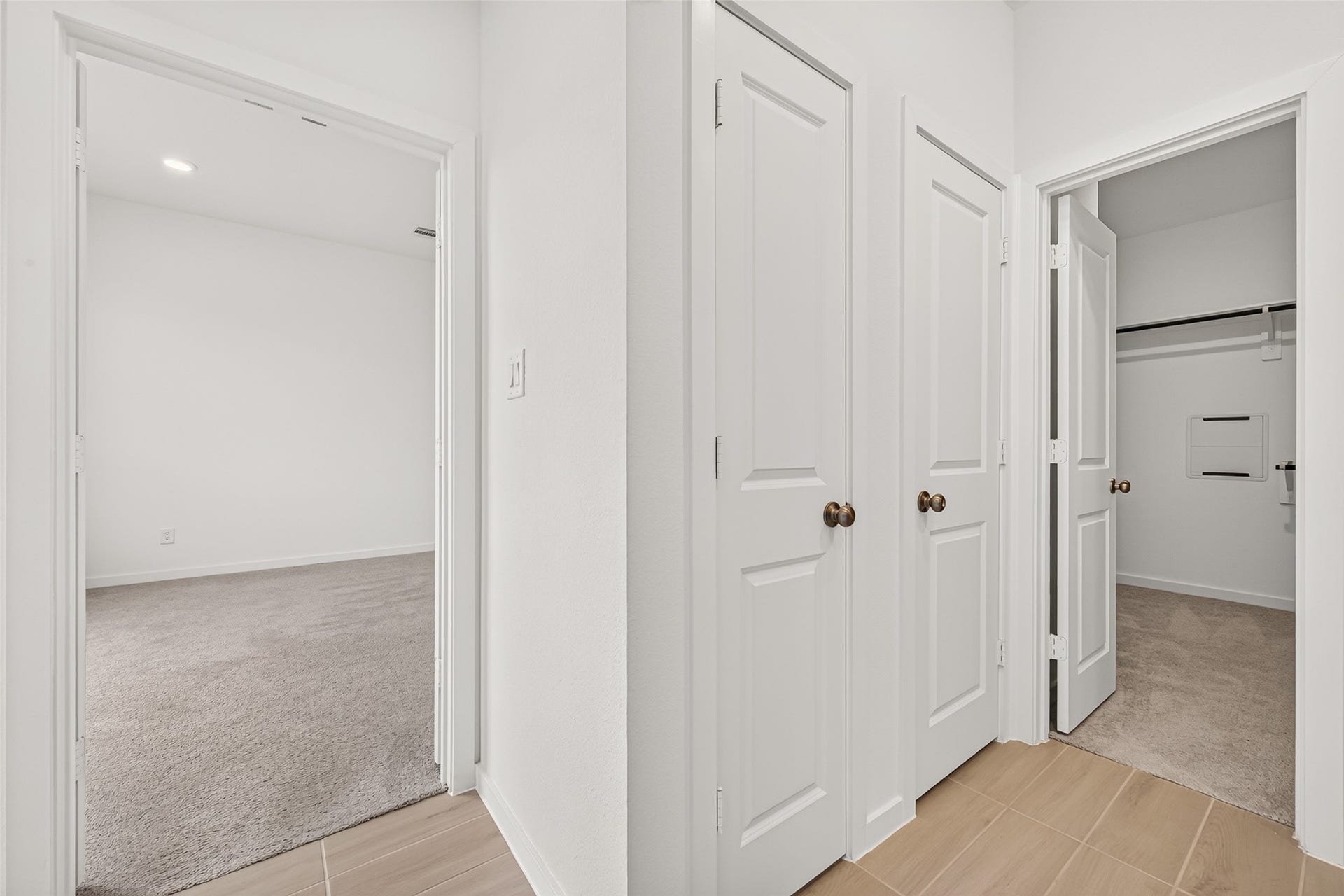 2212 Via Vicky Road, Houston, TX 77051 2212 Via Vicky Road, Houston, TX 77051