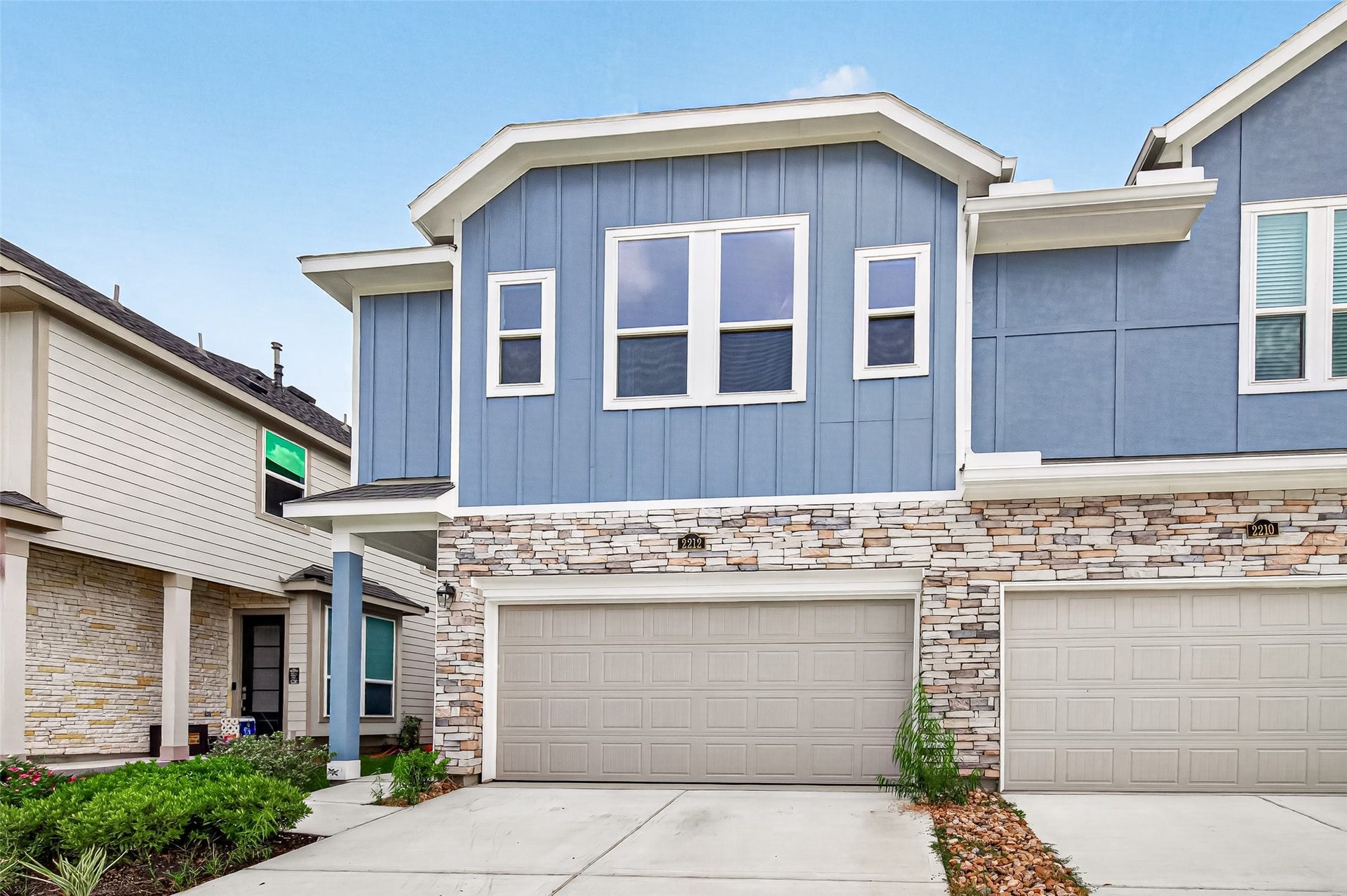 2212 Via Vicky Road, Houston, TX 77051 2212 Via Vicky Road, Houston, TX 77051