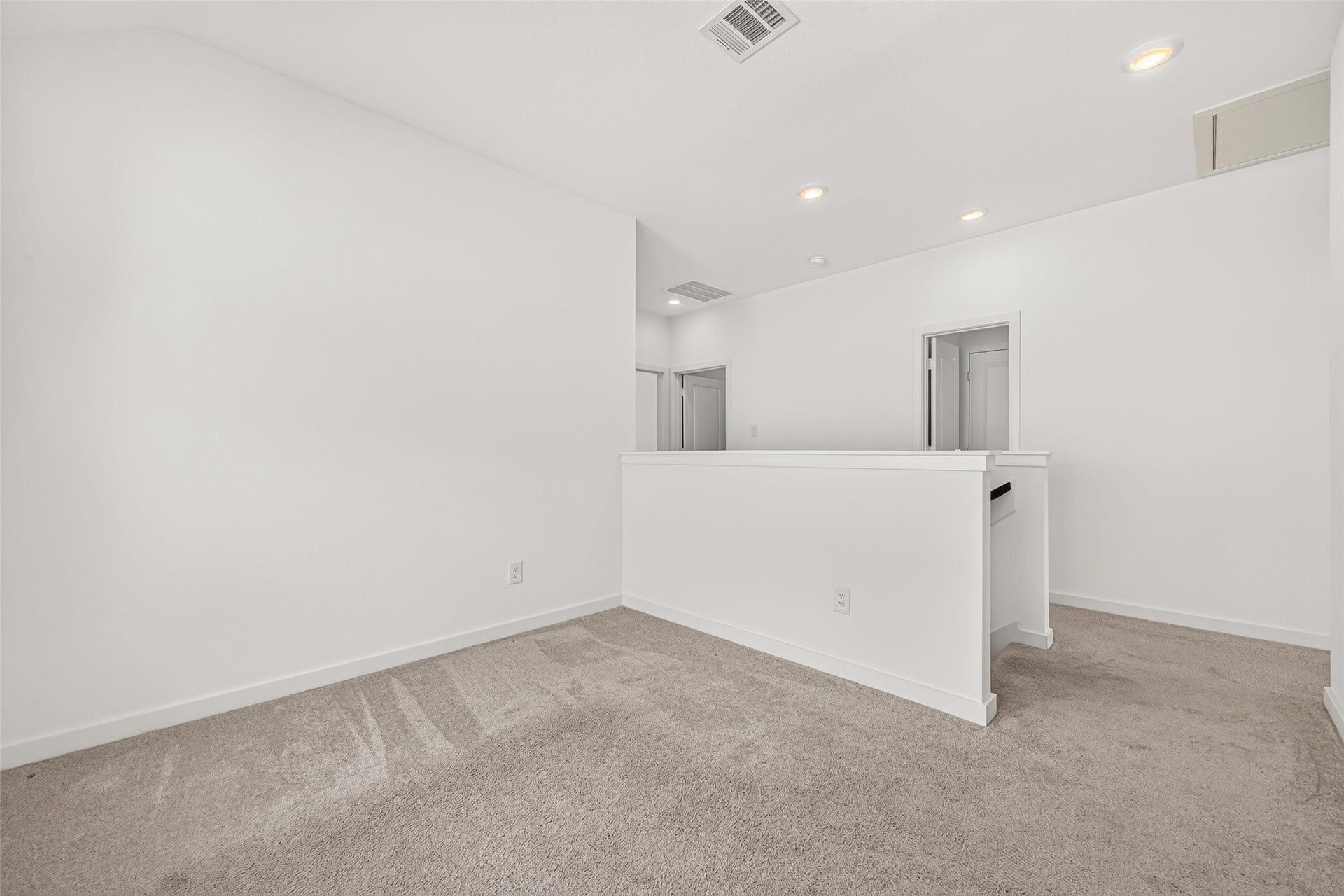 2212 Via Vicky Road, Houston, TX 77051 2212 Via Vicky Road, Houston, TX 77051