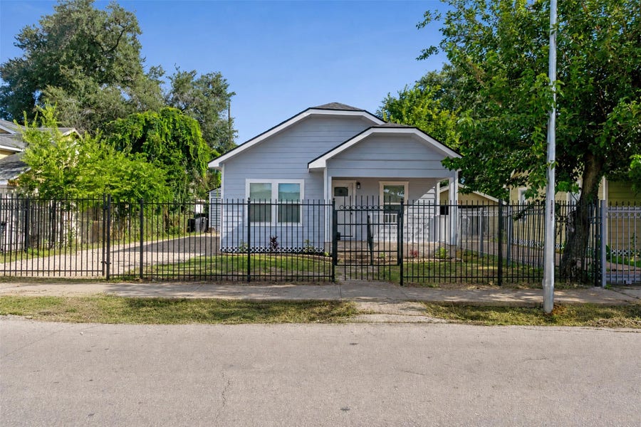 Property photo for 7928 Elvera Street, Houston, TX