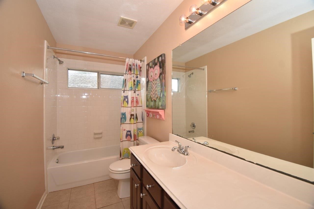 3810 Buckley Lane, Missouri City, TX 77459 3810 Buckley Lane, Missouri City, TX 77459