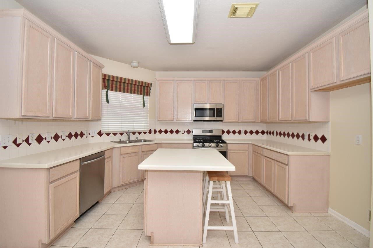 3810 Buckley Lane, Missouri City, TX 77459 3810 Buckley Lane, Missouri City, TX 77459