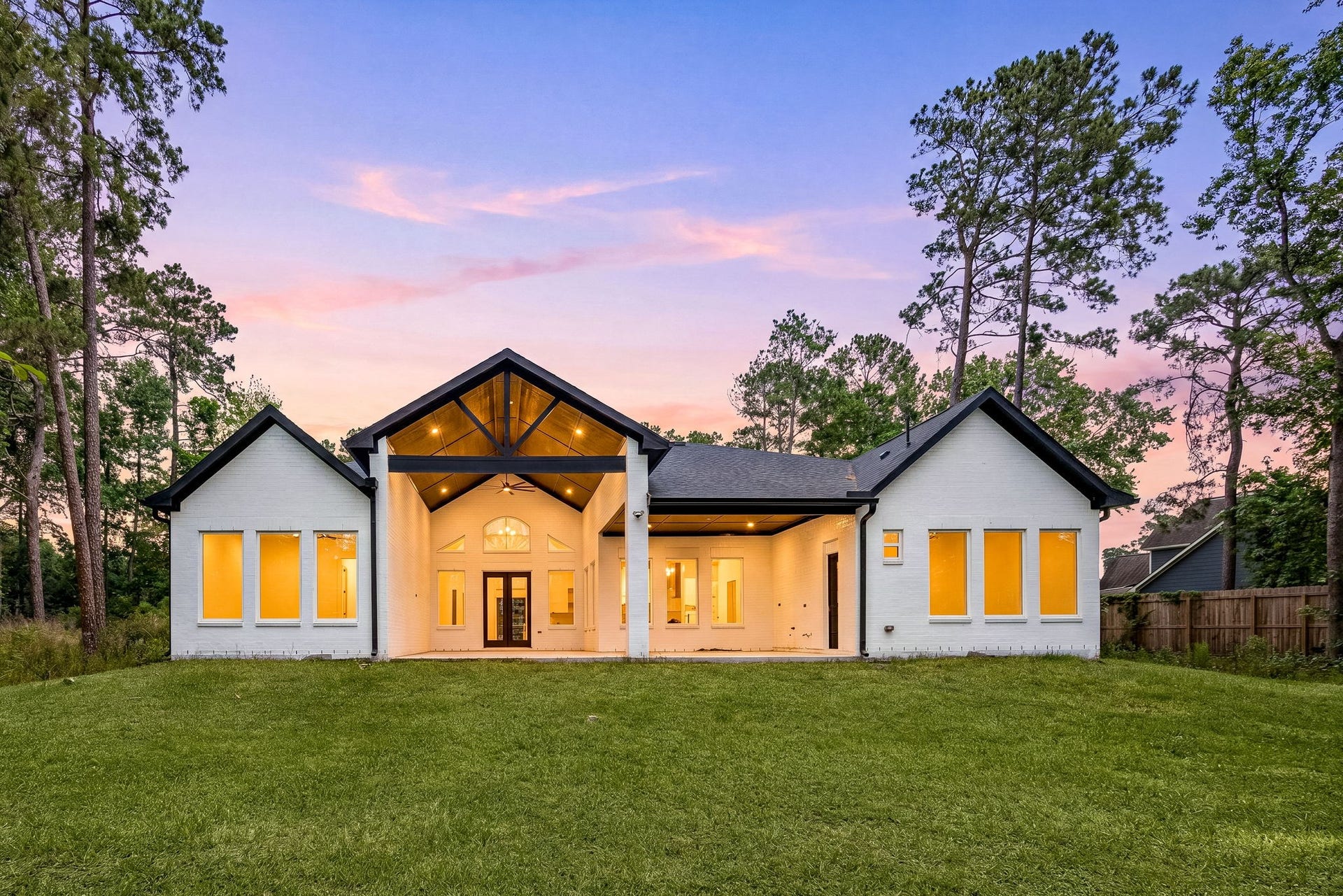7321 Ponderosa Dr, Magnolia, TX 77354 Backyard