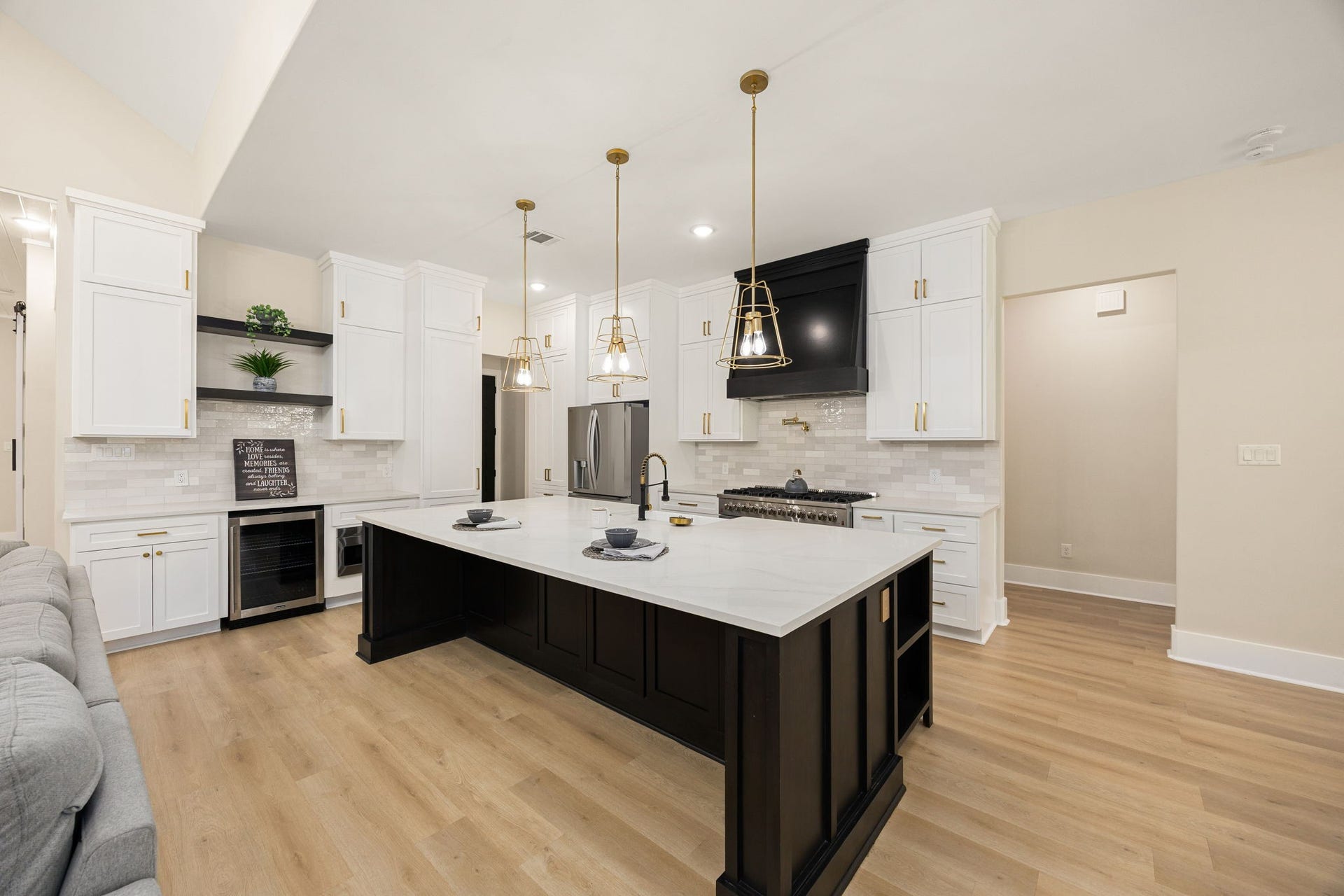 7321 Ponderosa Dr, Magnolia, TX 77354 Kitchen