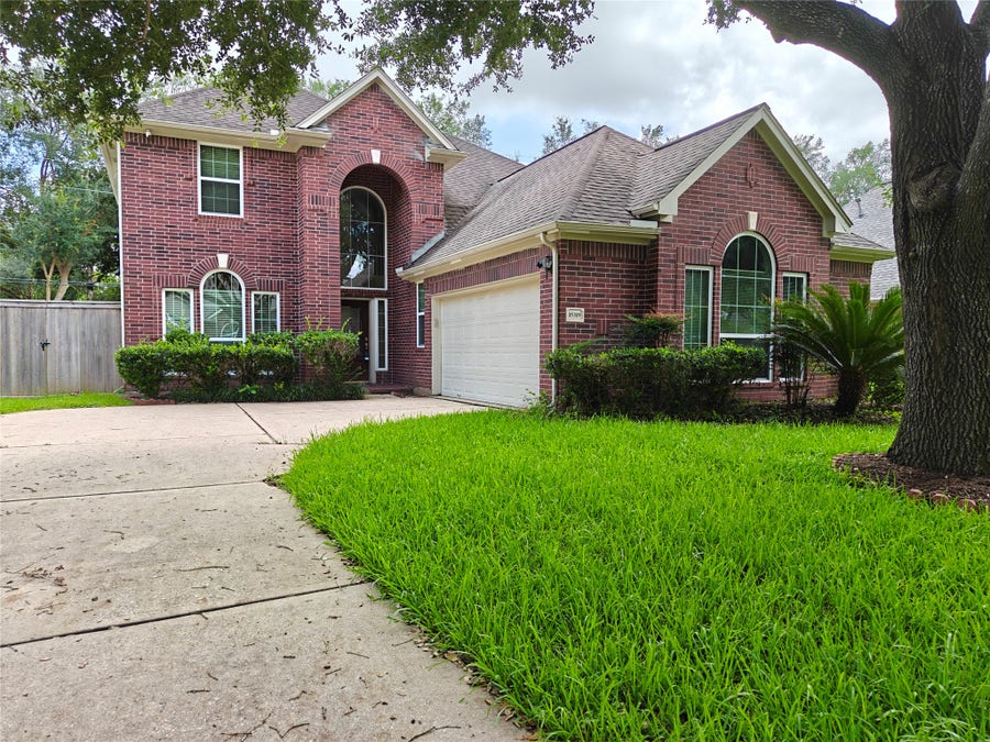 Property photo for 15319 Truslow Point Lane, Sugar Land, TX