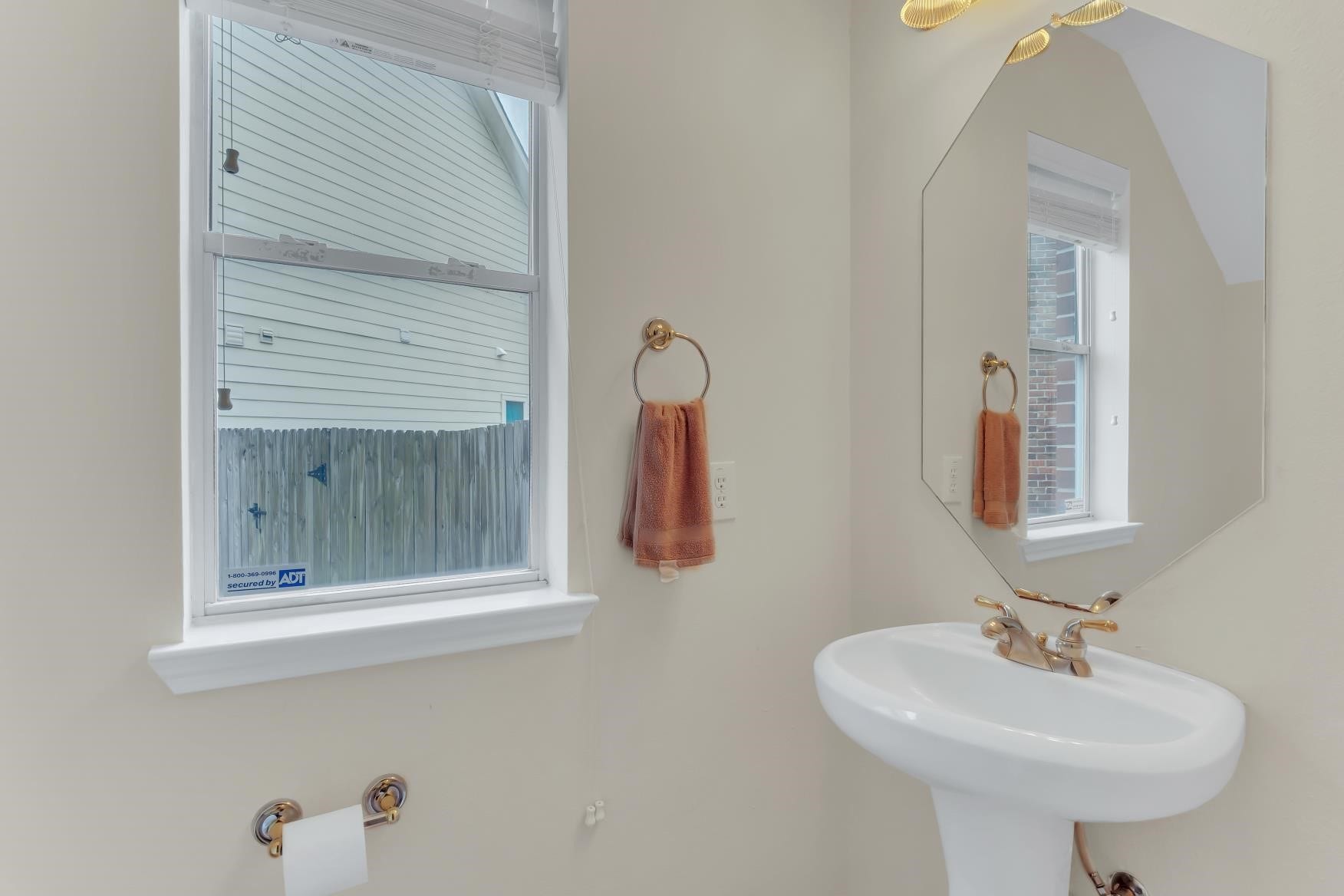 Convenient 1st floor half bathroom.