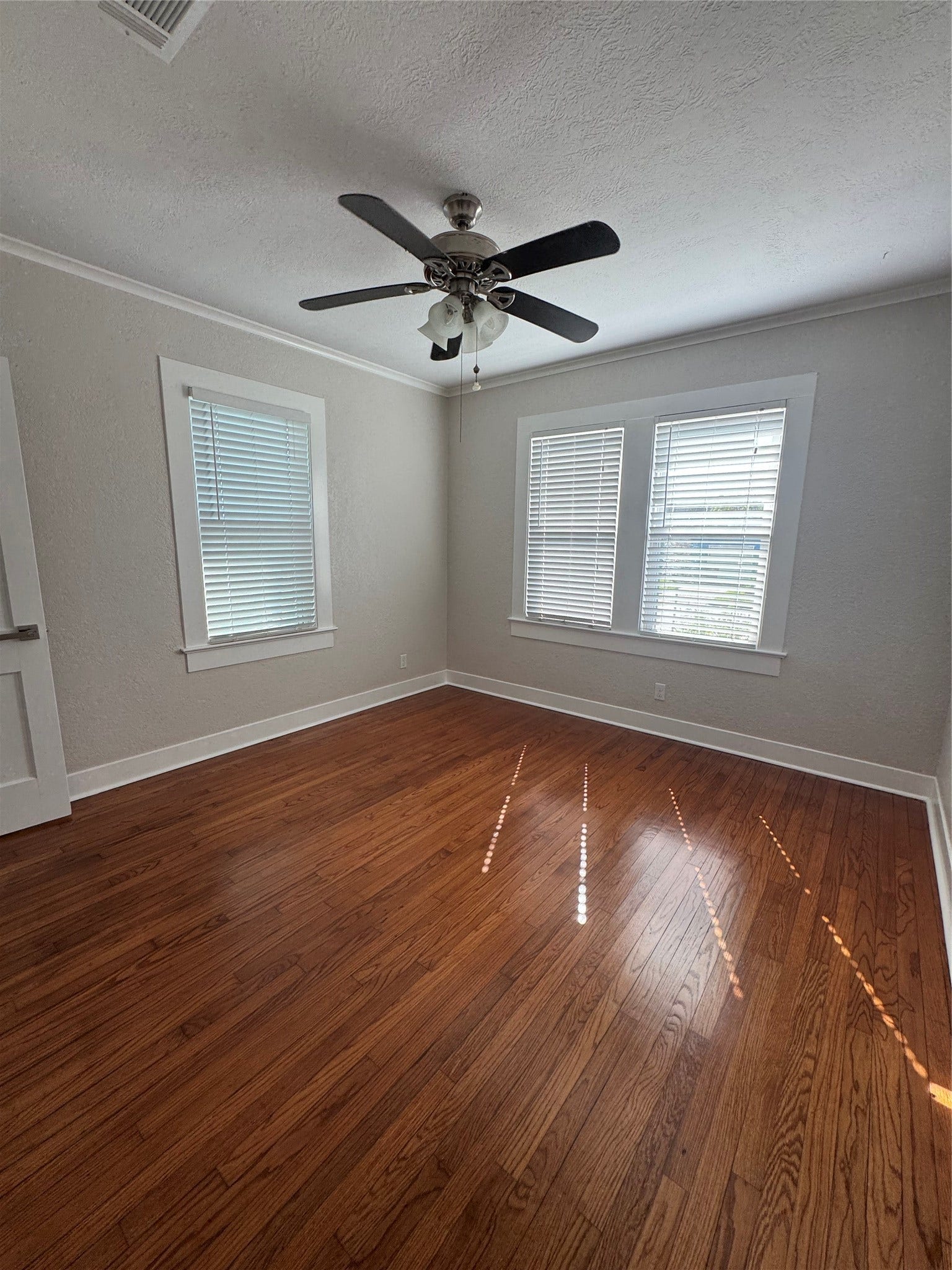 5208 Bernardo de Galvez, Galveston, TX 77551 Bedroom 1