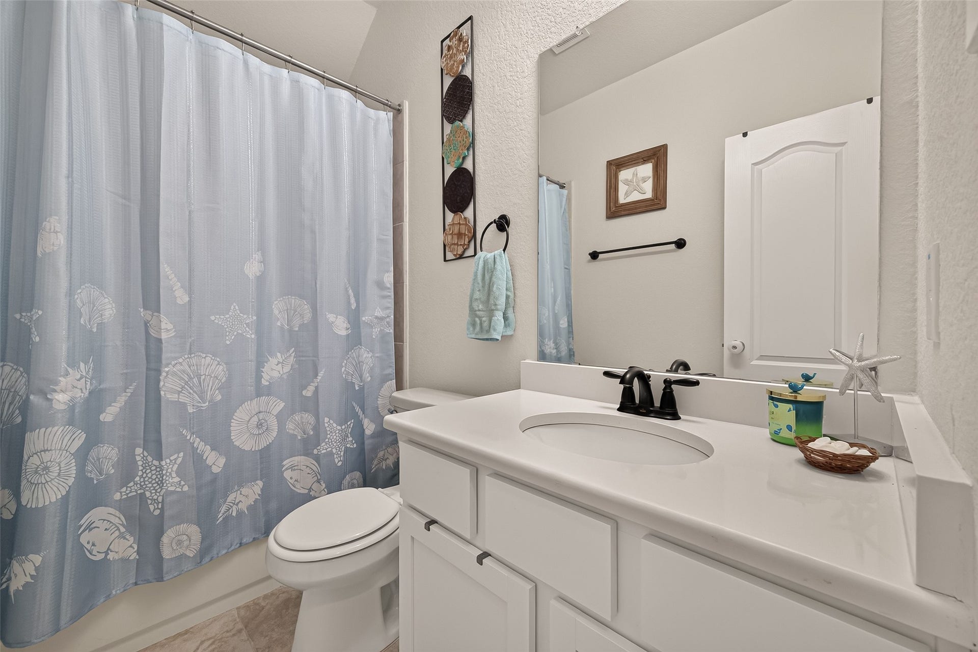 3603 Gentle Meadow Drive, Richmond, TX 77406 Full bath 2