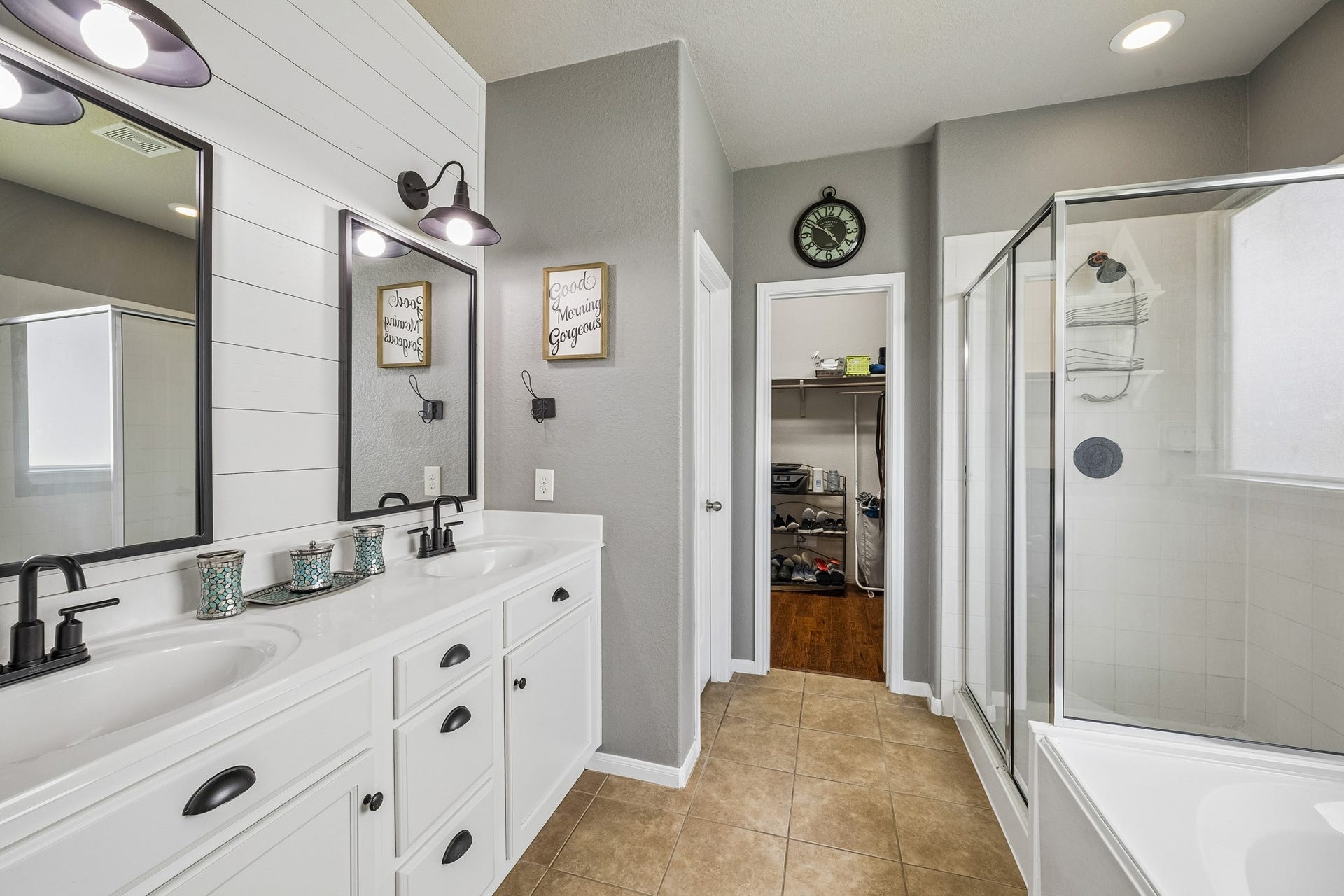 8715 Sunrise Canter Drive, Tomball, TX 77375