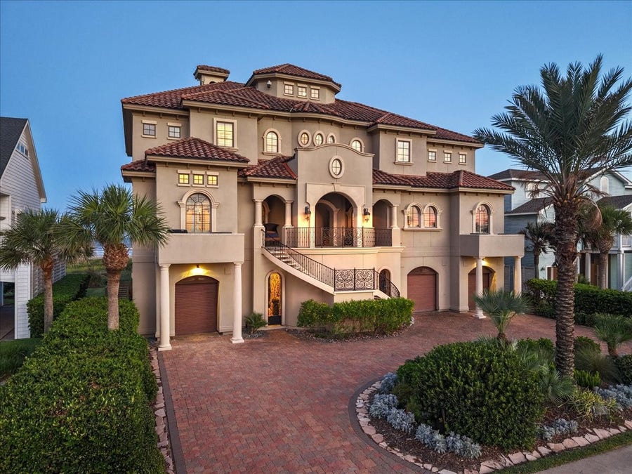 Property photo for 19615 Shores Drive, Galveston, TX