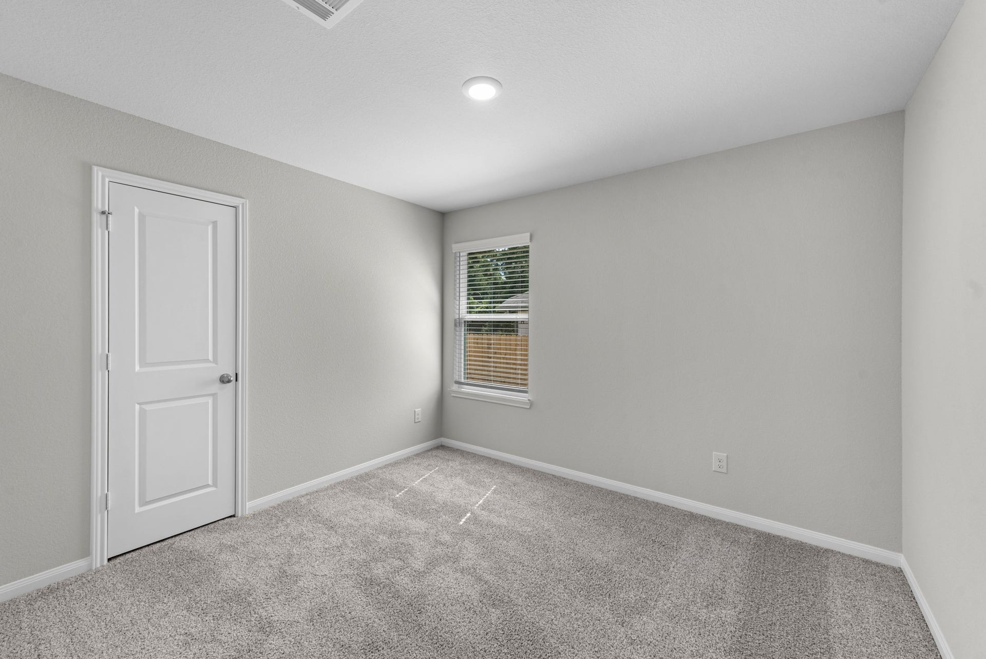 26439 Lakeshore Drive, Hempstead, TX 77445 View of guest bedroom #2 of 2.