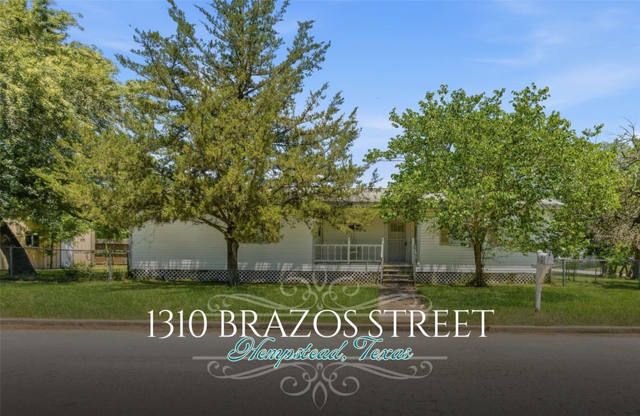 Property photo for 1310 Brazos Street, Hempstead, TX