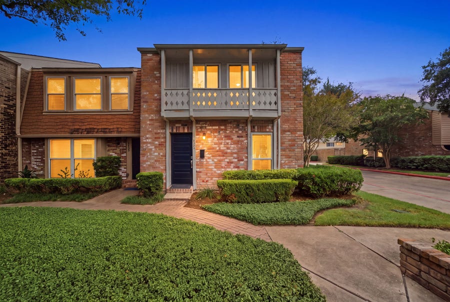 Property photo for 6441 Olympia Drive, #121, Houston, TX