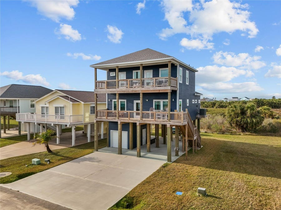 Property photo for 22318 Vista Del Mar, Galveston, TX