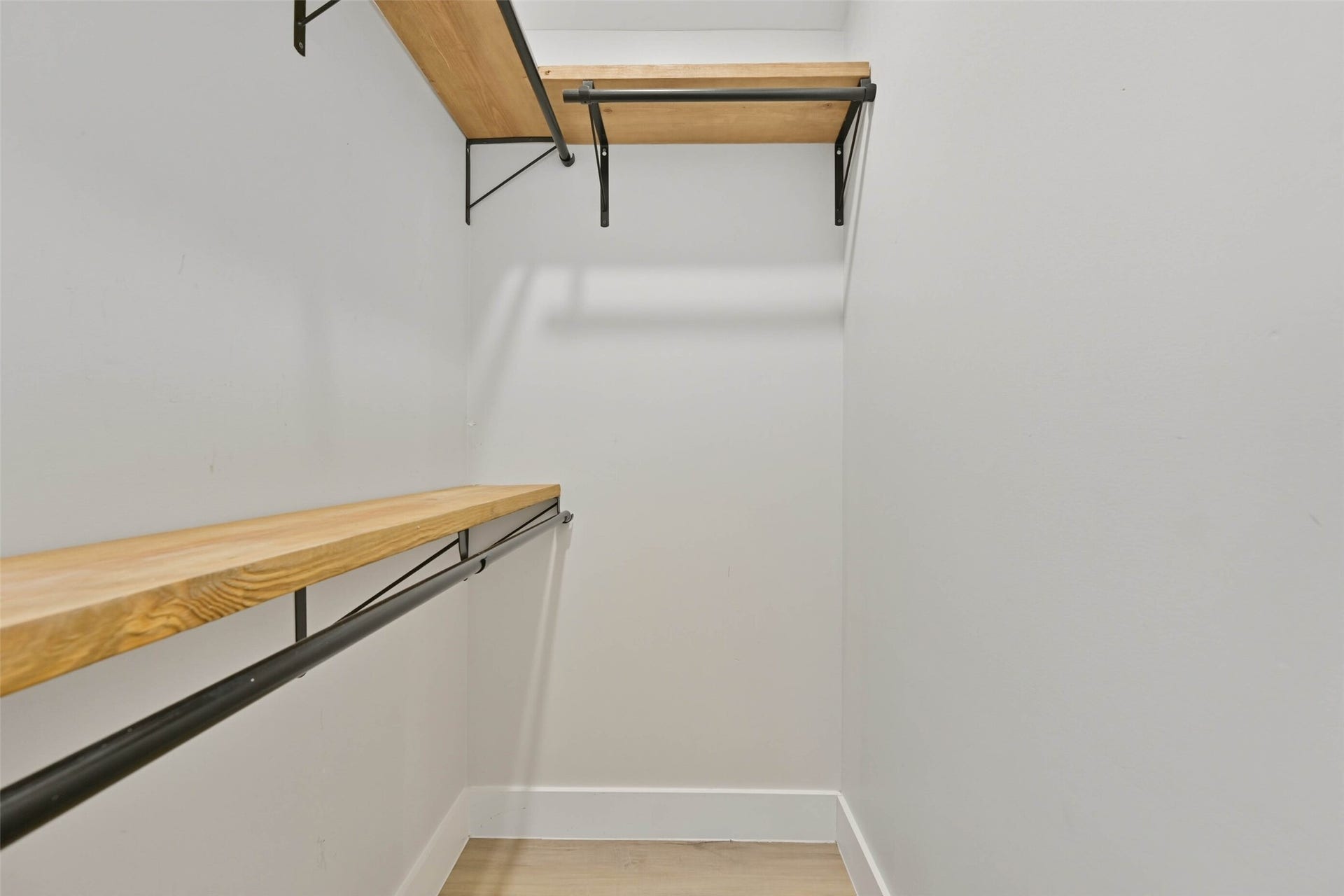10930 White Thorn Street, #B, Houston, TX 77016 Plenty of space in this walk in closet for all your storage needs.