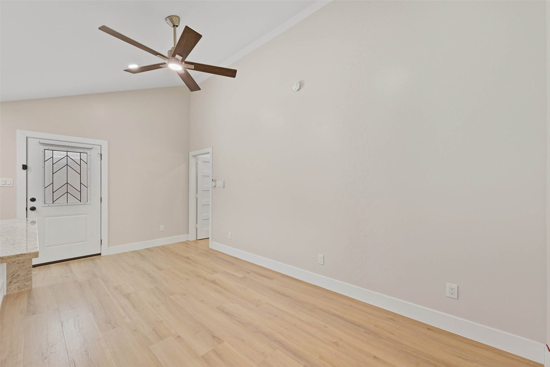 10930 White Thorn Street, #B, Houston, TX 77016 This bright space provides the perfect spot to relax and enjoy natural light year-round, while vaulted ceilings make the space feel grand.