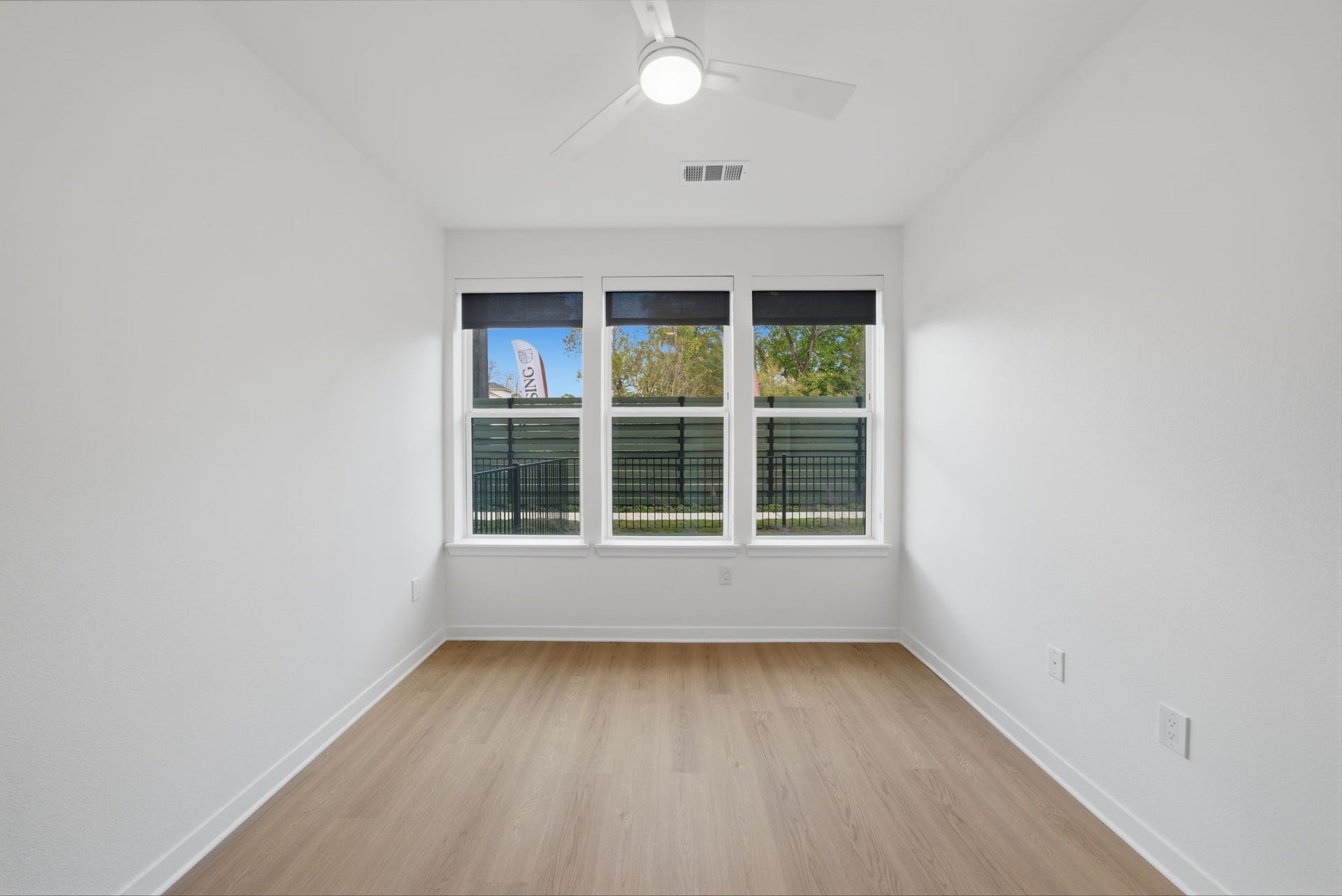 1941 Sawdust Road, #113, The Woodlands, TX 77380 1941 Sawdust Road, #113, The Woodlands, TX 77380