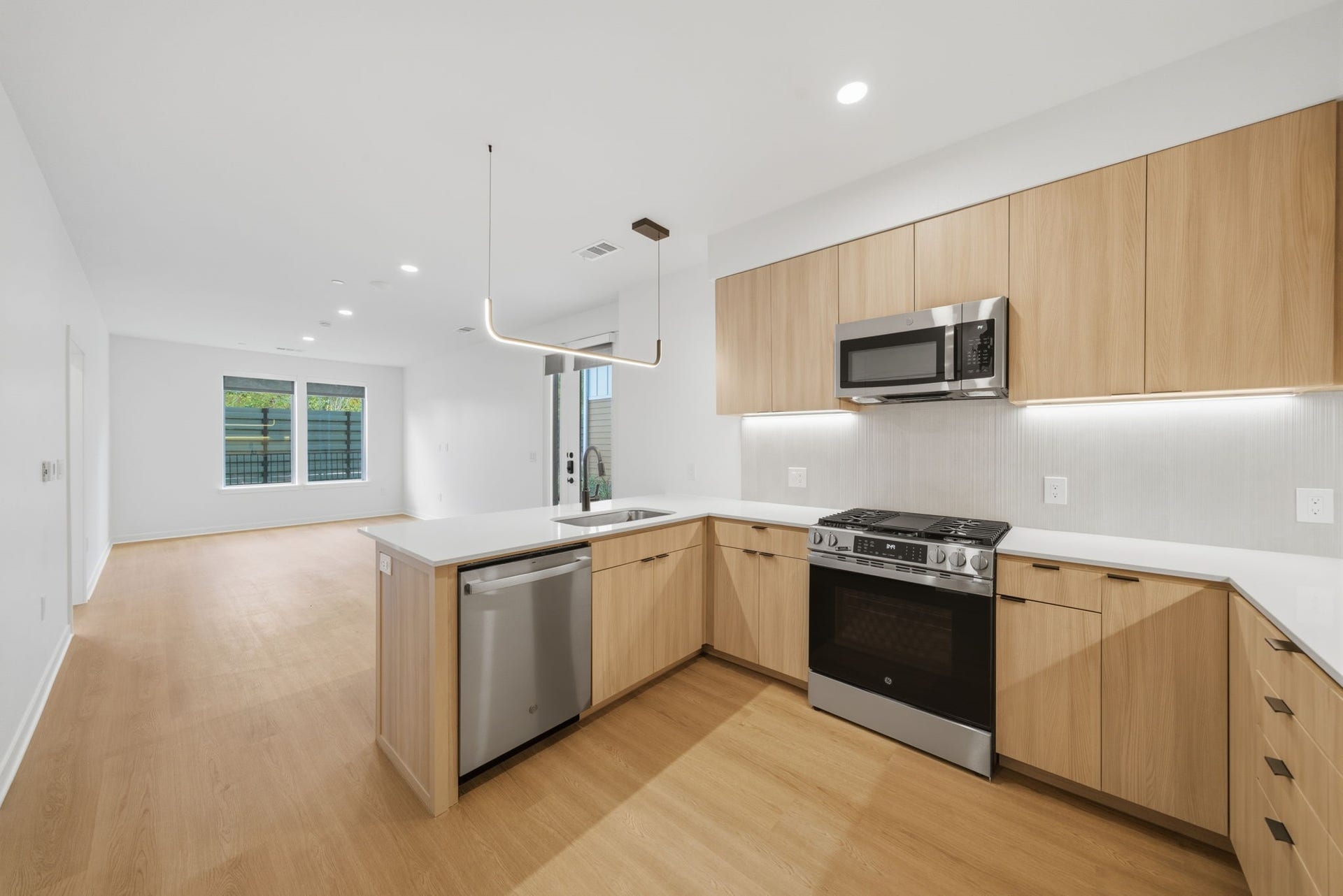 1941 Sawdust Road, #113, The Woodlands, TX 77380 1941 Sawdust Road, #113, The Woodlands, TX 77380