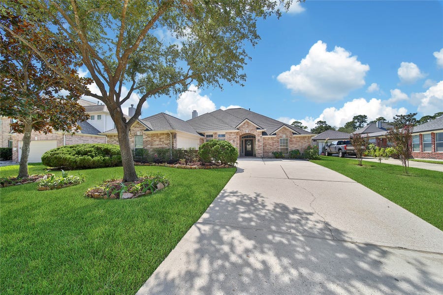 Property photo for 5918 Greenway Manor Lane, Spring, TX