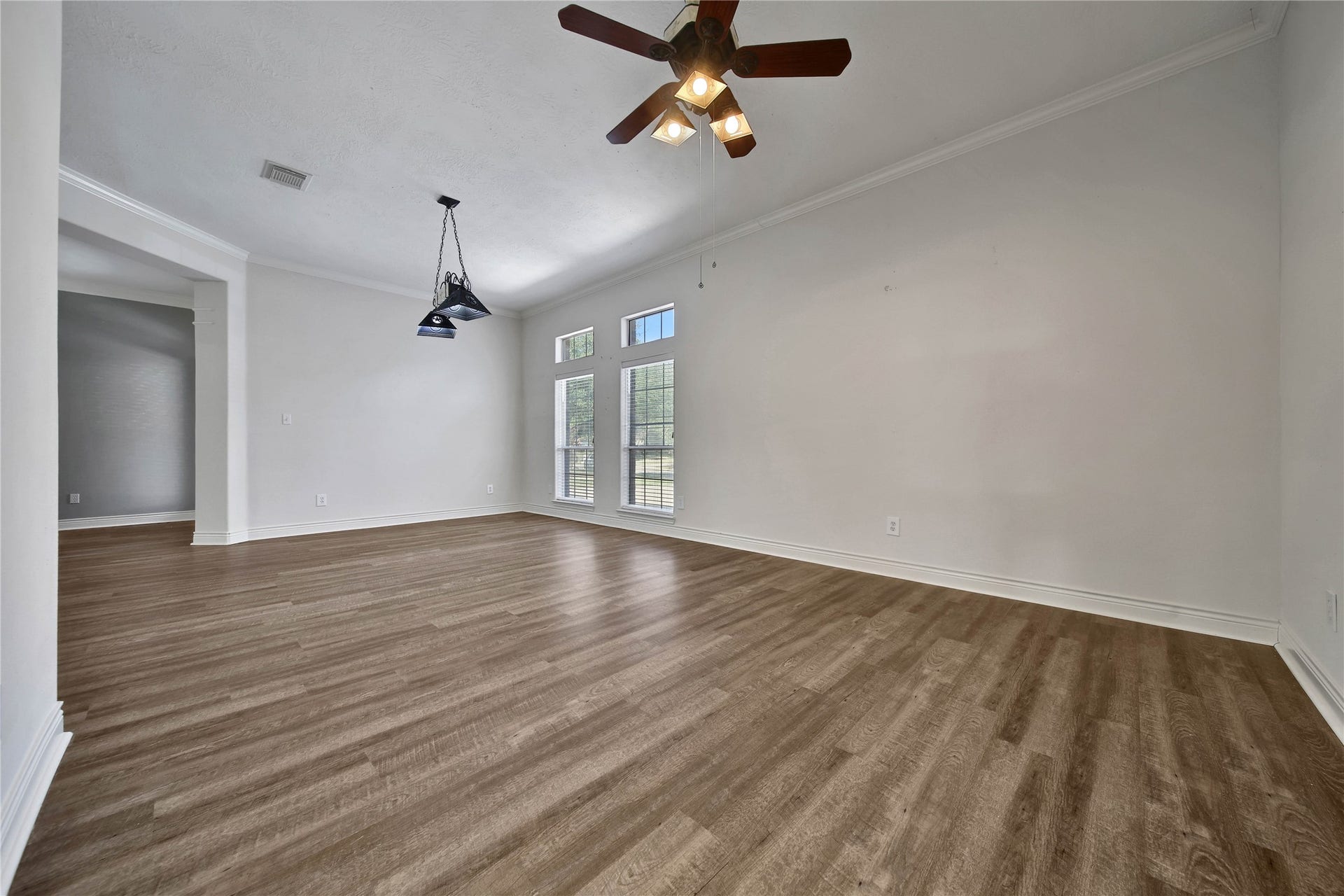 5918 Greenway Manor Lane, Spring, TX 77373 5918 Greenway Manor Lane, Spring, TX 77373